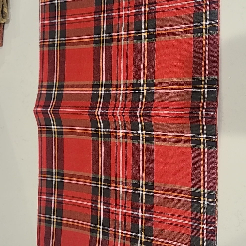 Pottery Barn Set Of Christmas Plaid Placemats